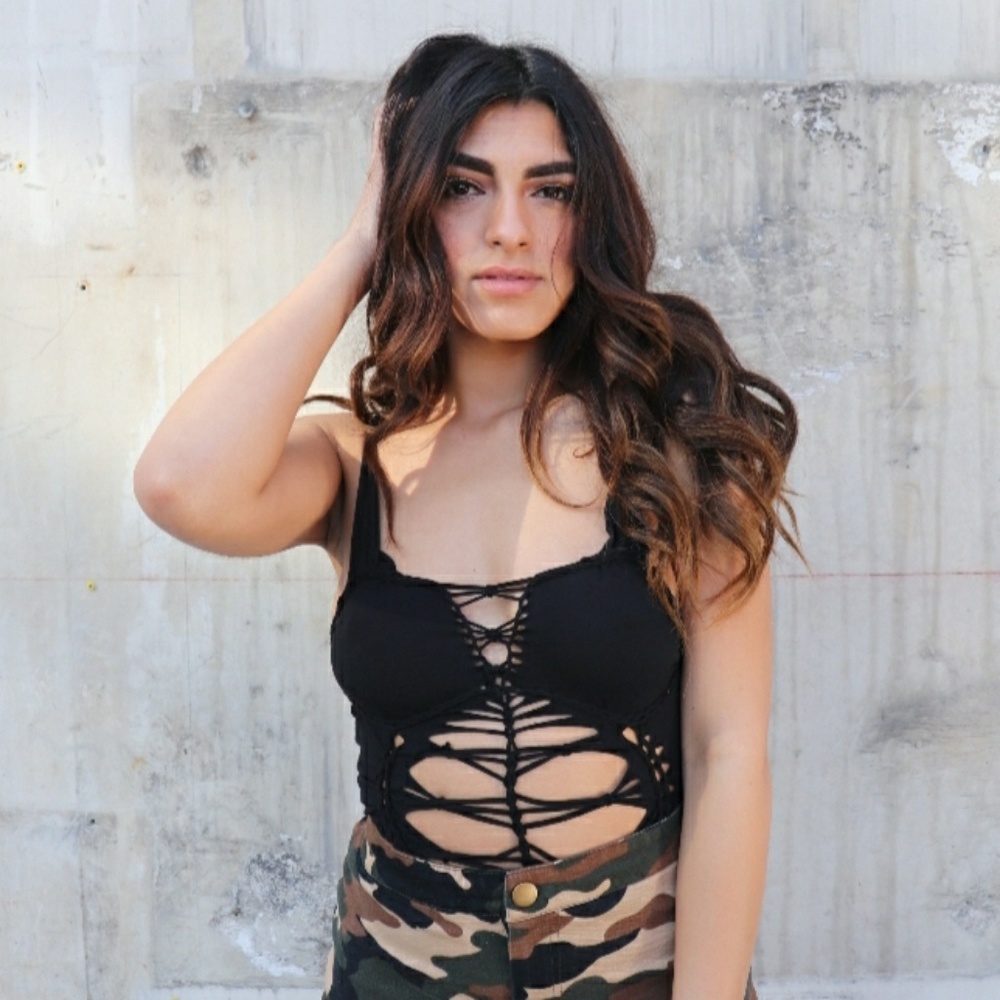 TWISTED SIZE S TANK TOP